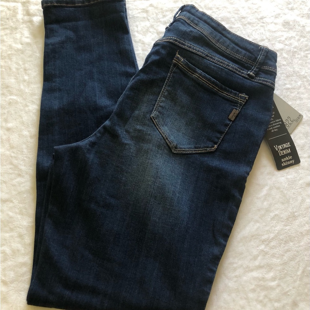 NWT 1822 Denim Dark Blue Vintage Wash Skinny Jeans - Women